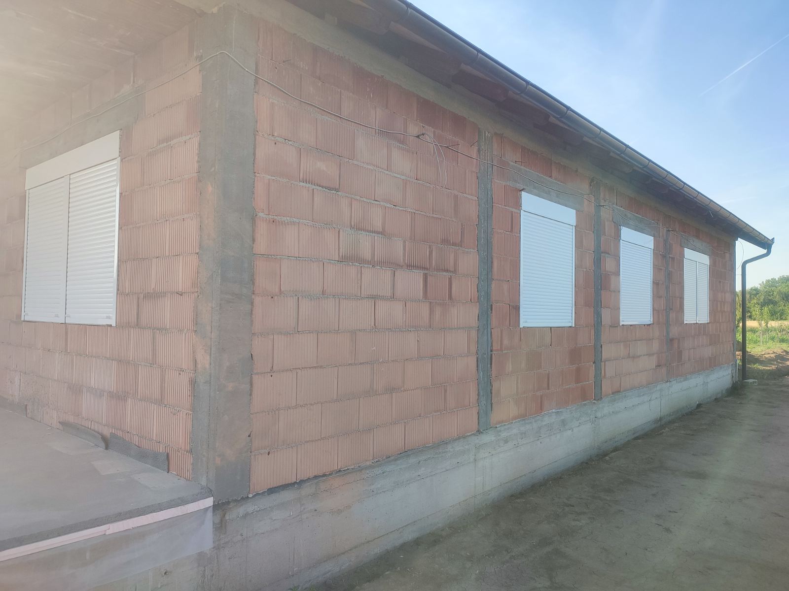 porodična kuća banovci 6 rehau artevo